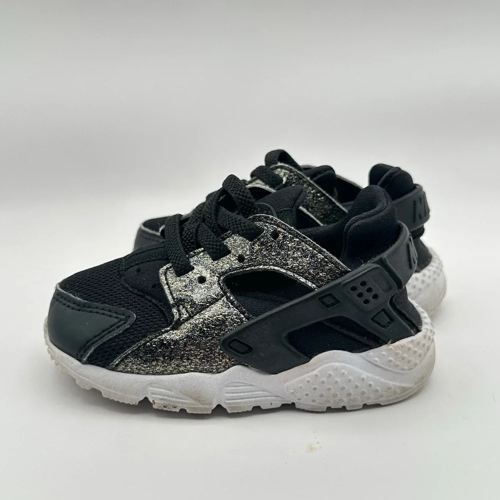 Nike Huarache Run SE TD Sneakers Size‎ 5C Black/Metallic Gold 859592-005 Toddler